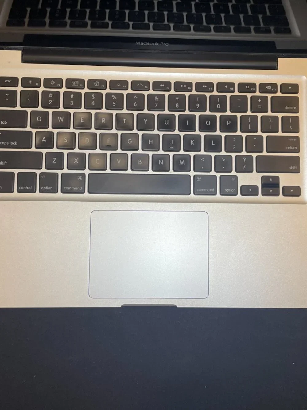 Macbook pro silver a1278